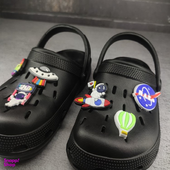 صندل بچگانه زیتون طرح کراکس مدل فضایی رنگ مشکی