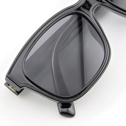 عینک آفتابی کد UM8807C7