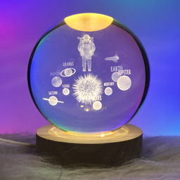 چراغ خواب مدل گوی کریستالی 3D طرح فضانورد