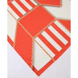 روسری زنانه آنالیا مدل ابریشم دست دوز طرح زنجیری کلاسیک کد ana-2821