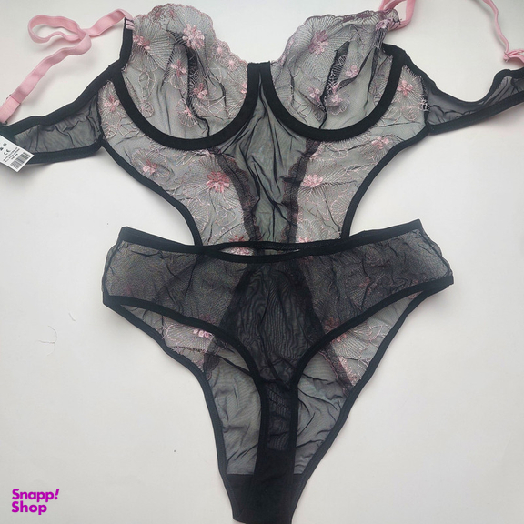 لباس خواب زنانه برتا مدل بادی توری فنردار کد 2300BS