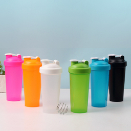 شیکر ورزشی مدل توپ دار گنجایش 600 میلی لیتر