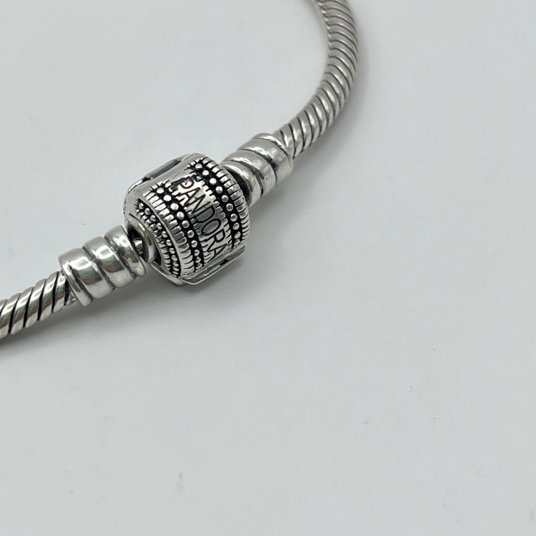 دستبند نقره زنانه پاندورا مدل Barrel Clasp کد 5928