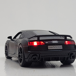 ماشین بازی ناب سل مدل موزیکال چراغ دار AUDI R8