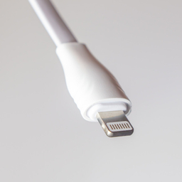 کابل تبدیل USB به لایتنینگ سیبراتون مدل S415i طول 1 متر