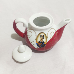 قوری چینی مدل زعفران ناصرالدین