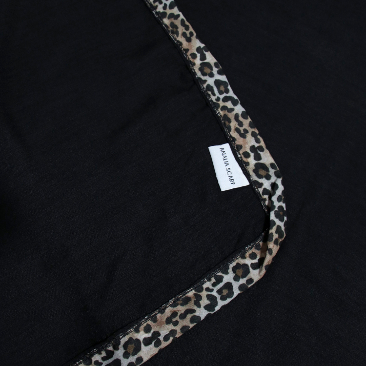 شال زنانه مدل حاشیه پلنگی کد ana9080