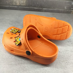 صندل بچگانه زیتون طرح کراکس مدل تراکتور رنگ نارنجی