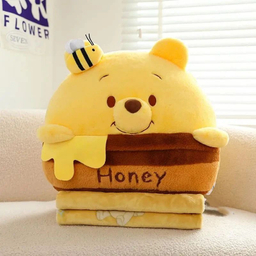 عروسک مدل خرس پو ارتفاع 48 سانتی متر به همراه پتو