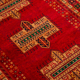 فرش ماشینی بزرگمهر طرح بلوچی لاکی 700 شانه کد 78105 رنگ شرابی