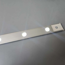 چراغ ال ای دی مدل زیر کابینتی کد LED6-60CM