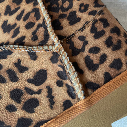 بوت زنانه مدل پلنگی