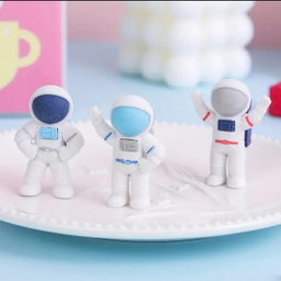 پاک کن مدل آدم فضایی کد Space3 بسته ۳ عددی