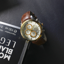 ساعت مچی عقربه ای زنانه الگانس مدل EZCHGH8080