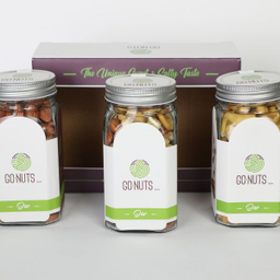 آجیل هدیه گلبر 3 مخلوط و بادام درختی و بادام هندی گوناتس وزن 900 گرم