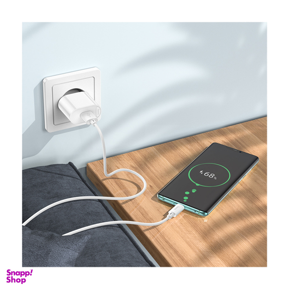 شارژر 18 وات هوکو مدل C109A به همراه کابل تایپ سی رنگ سفید