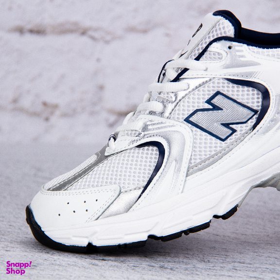 کفش ورزشی زنانه طرح نیوبالانس 530 کد 2333 رنگ سفید سرمه ای