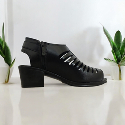 صندل زنانه کد 111 رنگ مشکی