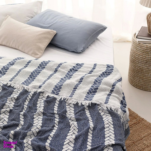 روتختی مادام کوکو مدل Ames Lacivert Yatak Ortusu دو نفره سایز 240×220 سانتی متر