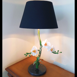 آباژور رومیزی مدرن مدل گل الستریا