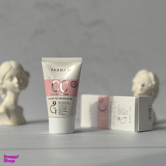 کرم پودر فارماسی رنگ 02 Golden Glow