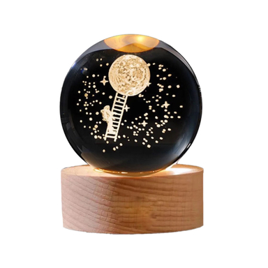 چراغ خواب مدل گوی کریستال طرح فضانورد و کره ماه کد 434 سایز 2