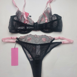 ست شورت و سوتین زنانه برتا کد 2020BS رنگ مشکی