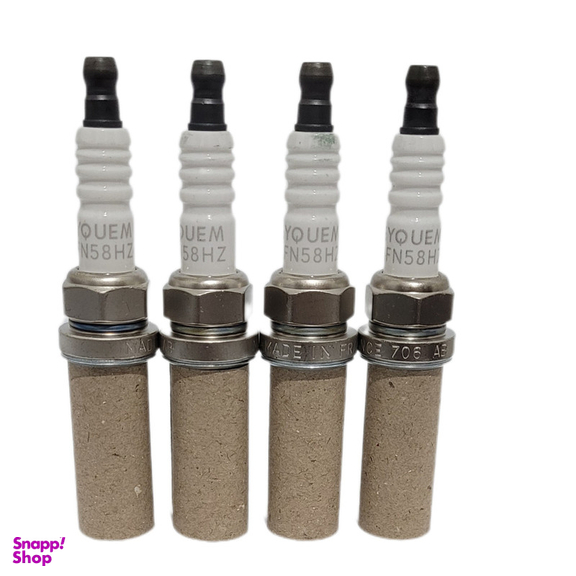 شمع خودرو اکیوم مدل تک پلاتین پایه بلند کد RFN58HZ بسته 4 عددی
