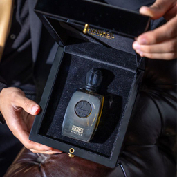 ادوپرفیوم مردانه فیکورس مدل Luxury Black