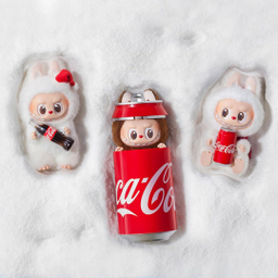 اسباب بازی شانسی مدل عروسک لبوبو طرح کوکاکولا Coca Cola