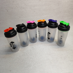 شیکر صافی دار کد KARGADAN B03 گنجایش 900 میلی‌ لیتر