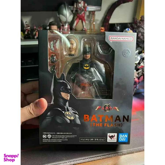 اکشن فیگور بندای مدل بتمن مایکل کیتون مدل The Batman Michael Keaton S.H.Figuarts