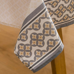 رومیزی ال سی وایکیکی مدل Tablecloth