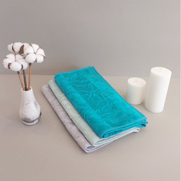 حوله دستی ارغوان مدل یاپراق سایز 80×40 سانتی‌متر