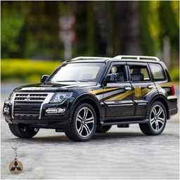 ماکت ماشین ناب سل مدل میتسوبیشی پاجرو فلزی موزیکال mitsubishi pajero به همراه جاسوییچی