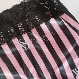 ست لباس خواب زنانه مدل ویکتوریا سکرت رنگ صورتی