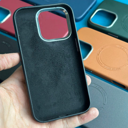 کاور گوشی موبایل ویوا مادرید مدل چرم Metal Iron مناسب برای اپل iPhone 13 Pro