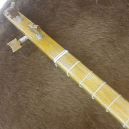 تنبور مدل فربد 4 مهر کد 32