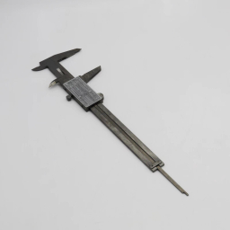 کولیس آلاتا مدل YP-0-150MM گستره 150-0 میلی متر