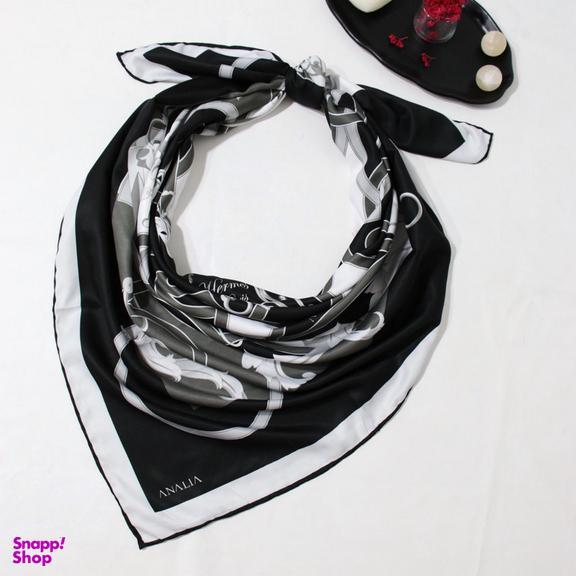 روسری زنانه آنالیا مدل ابریشم دور دست دوز کد 6057