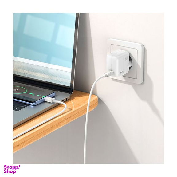 شارژر دیواری 30 وات هوکو مدل C112A PD به همراه کابل تبدیل Type-C