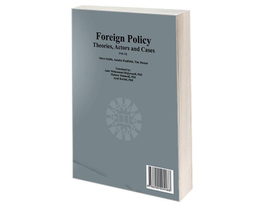 کتاب سیاست خارجی؛ نظریه ها، بازیگران و موارد مطالعاتی اثر جمعی از نویسندگان نشر سمت جلد دوم