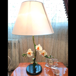 آباژور رومیزی مدرن مدل گل الستریا