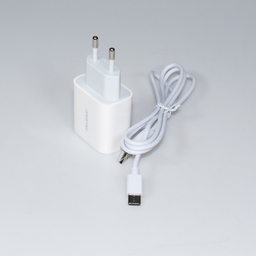 شارژر دیواری 18 وات کینگ استار مدل KW141C به همراه کابل USB-C