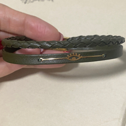 دستبند چرم و طلا 18 عیار زنانه طرح گربه کد 4345