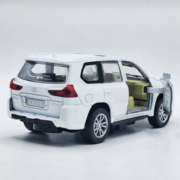 ماشین بازی ناب سل مدل لکسوس LX570 طرح cream trim
