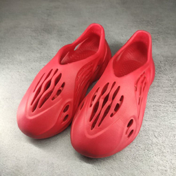 دمپایی ساحلی پاپا مدل فضایی رنگ قرمز