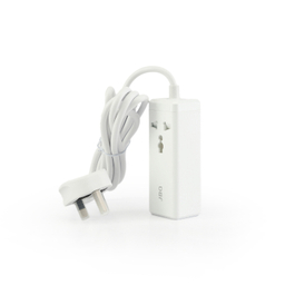 چندراهی برق USB دار جی بی کیو مدل SC-1418