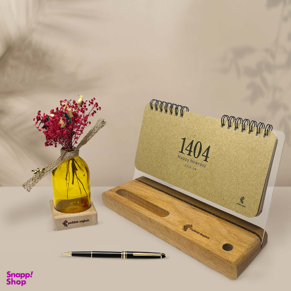 تقویم رومیزی سال 1404 پدیده نقش مدل چوبی کلاسیک کد 1683