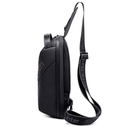 کراس بادی مردانه آرکتیک هانتر کد XB00121